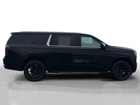 New 2026 Chevrolet Suburban LS w/ LPO, Dark Essentials Package image 6
