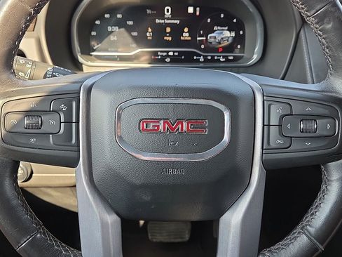 Used 2023 GMC Yukon SLE AWD/4WD image 30