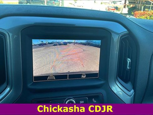 Used 2022 Chevrolet Silverado 1500 Custom image 15