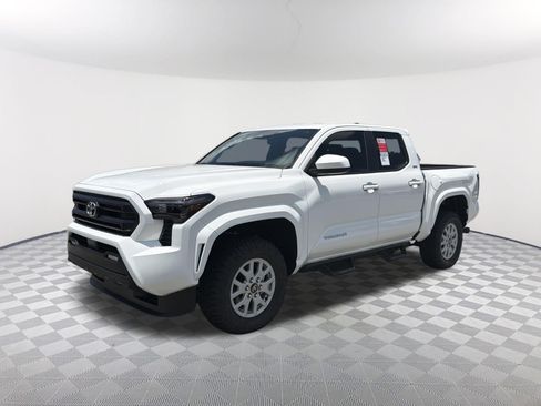 New 2026 Toyota Tacoma SR5 AWD/4WD image 3