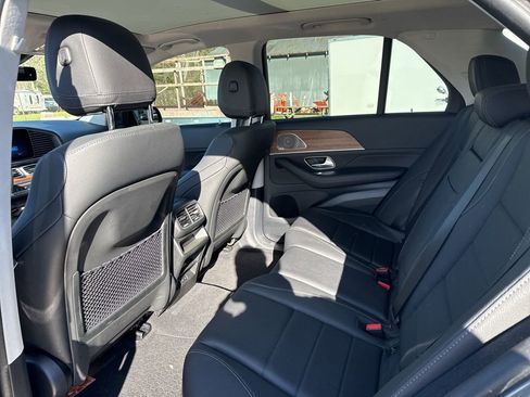 Certified 2024 Mercedes-Benz GLE 350 4MATIC image 11