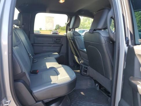 Used 2022 RAM 2500 Tradesman w/ Chrome Appearance Group AWD/4WD image 22