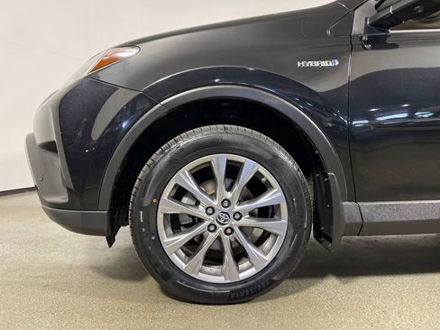 Used 2017 Toyota RAV4 Limited w/ Advanced Technology Package image 11