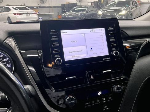 Used 2023 Toyota Camry SE w/ Protection Package (Q2) (TMS) FWD image 6