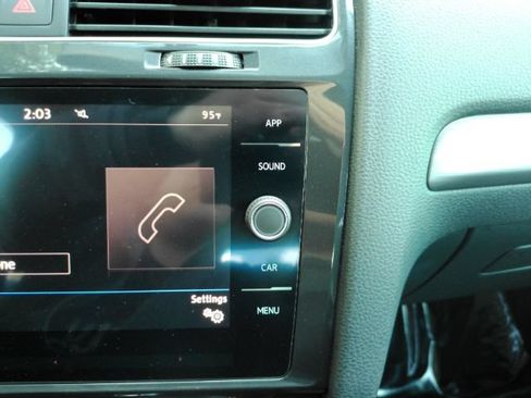 Used 2019 Volkswagen e-Golf SE w/ Driver Assistance Package FWD image 41