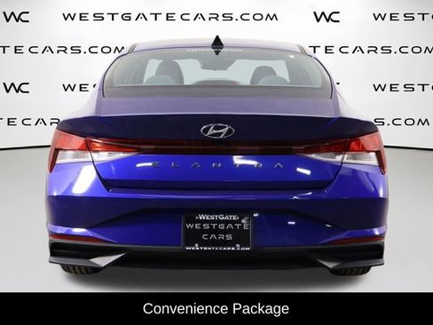 Used 2023 Hyundai Elantra SEL w/ Convenience Package image 4