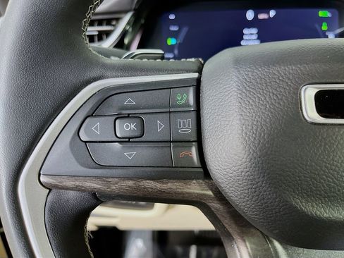 Used 2022 Jeep Grand Cherokee Limited 4xe AWD/4WD image 15