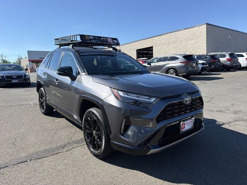 Used 2022 Toyota RAV4 XSE AWD/4WD image 1