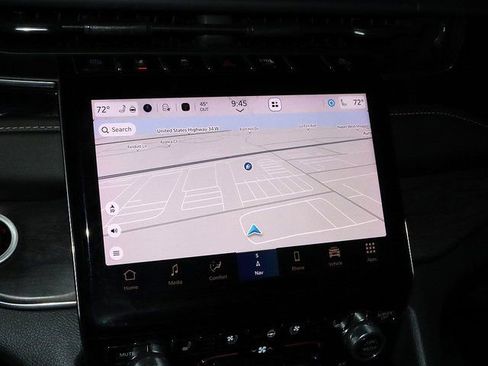 Used 2022 Jeep Grand Cherokee Overland w/ Luxury Tech Group IV image 20