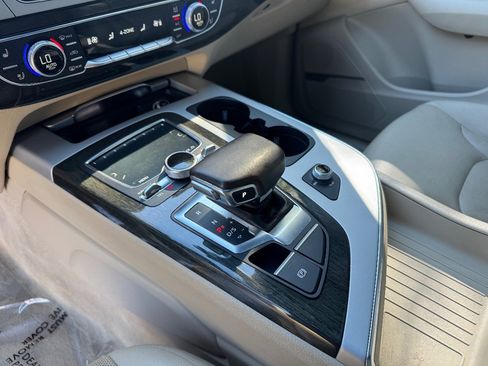 Used 2018 Audi Q7 2.0T Premium Plus image 19