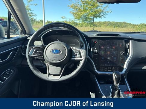 Used 2020 Subaru Outback Limited AWD/4WD image 2