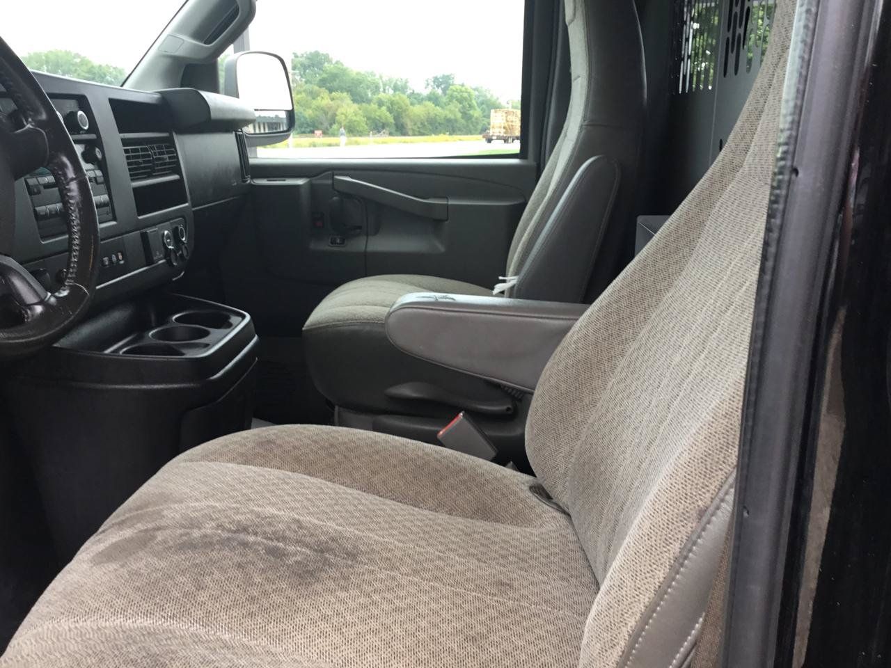 Used 2020 Chevrolet Express 2500 w/ Communications Package RWD image 13