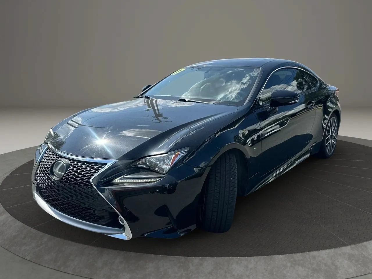 Used 2017 Lexus RC 350 F Sport RWD image 3