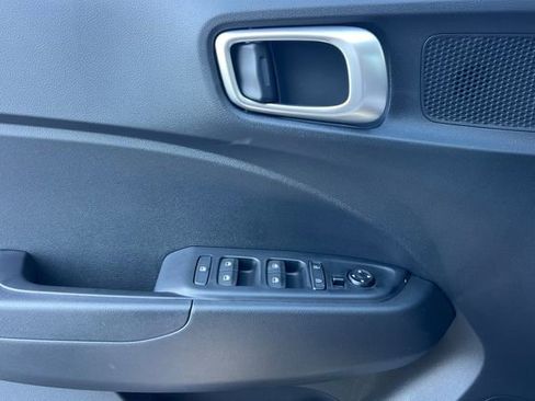 New 2026 Hyundai Venue SE image 11