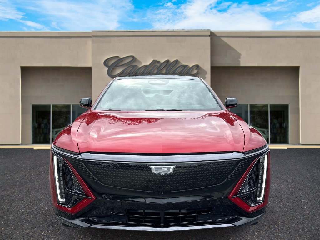 New 2027 Cadillac Lyriq Sport RWD image 8