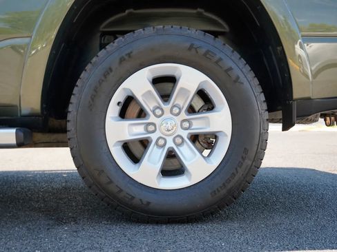 Used 2021 RAM 1500 Laramie AWD/4WD image 17