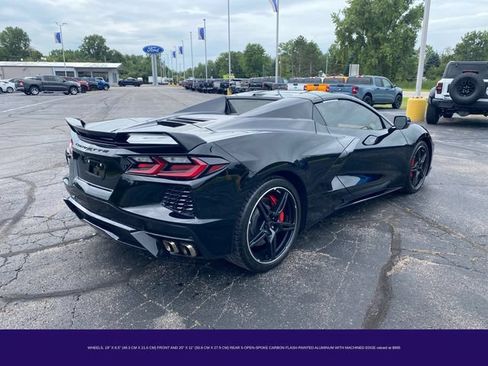Used 2021 Chevrolet Corvette Stingray Premium Conv w/ Z51 Performance Package RWD image 8