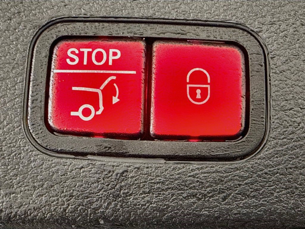 Used 2023 Mercedes-Benz GLS 450 4MATIC image 28