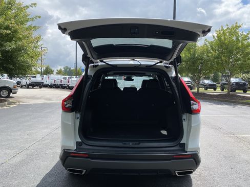 Used 2025 Honda CR-V Sport-L image 11