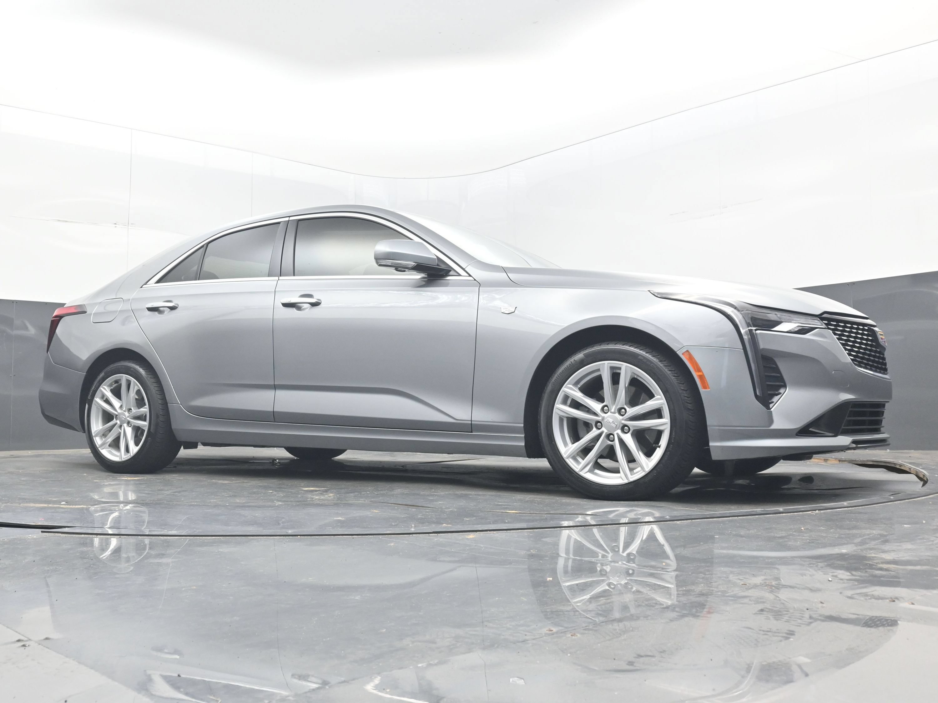 Used 2023 Cadillac CT4 Luxury w/ Sun And Sound Package RWD image 20