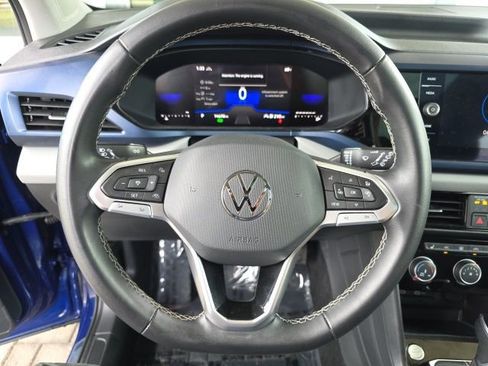 Used 2023 Volkswagen Taos SE w/ Panoramic Sunroof Package AWD/4WD image 25