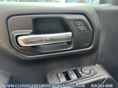 Used 2022 Chevrolet Silverado 1500 Custom image 20