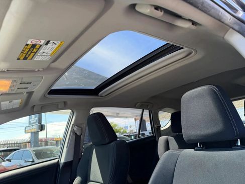Used 2015 Toyota RAV4 XLE FWD image 28
