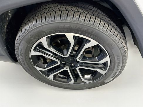 Used 2022 Jeep Compass Limited AWD/4WD image 29
