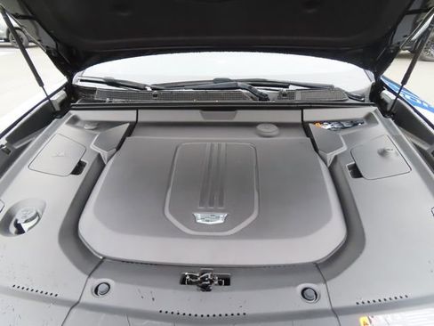 Used 2024 Cadillac Lyriq Luxury AWD/4WD image 47
