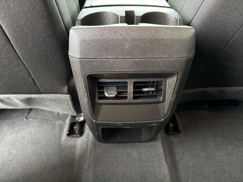 Used 2023 Chevrolet Colorado Trail Boss w/ Technology Package AWD/4WD image 28