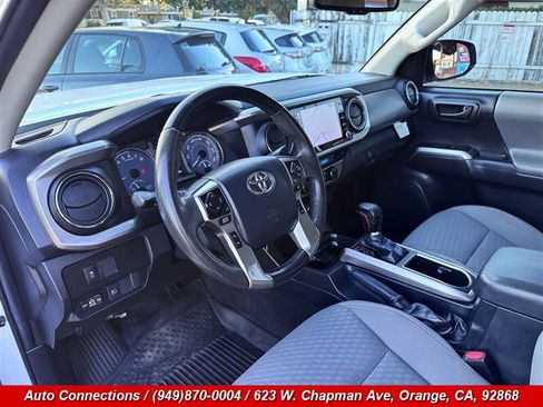 Used 2022 Toyota Tacoma SR5 RWD image 11