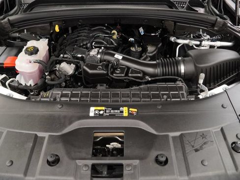 Used 2025 Jeep Grand Cherokee Laredo X AWD/4WD image 51