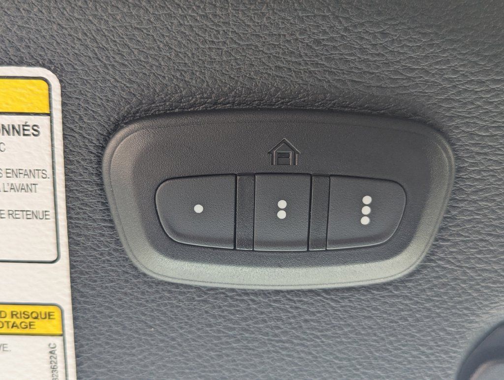 Used 2022 Jeep Gladiator Sport AWD/4WD image 10