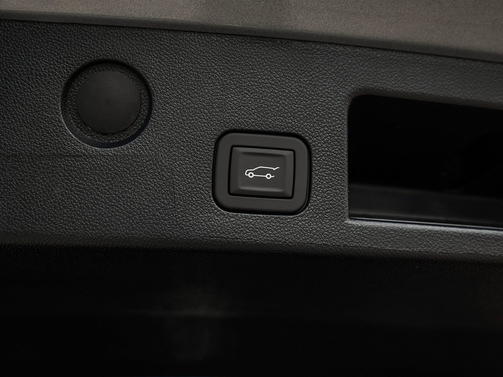 New 2027 GMC Terrain AT4 w/ Convenience Package III AWD/4WD image 9