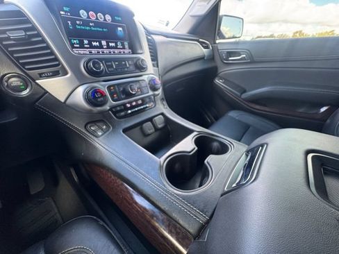 Used 2019 GMC Yukon XL SLT RWD image 10