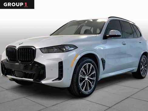 New 2026 BMW X5 xDrive40i w/ M Sport Package image 1