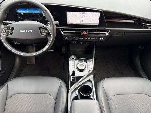 Used 2023 Kia Niro Wind w/ Wind Preserve Package image 10