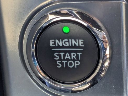 Certified 2022 Ford F150 Lariat image 28