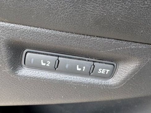 Used 2017 Nissan Murano Platinum w/ Platinum Technology Package image 12