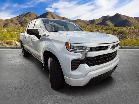 Used 2022 Chevrolet Silverado 1500 RST w/ Z71 Off-Road Package AWD/4WD image 6