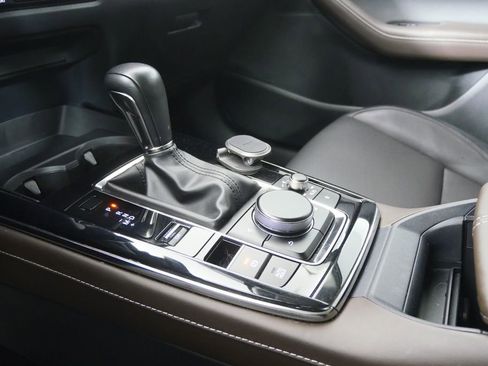 Used 2022 MAZDA CX-30 AWD 2.5 S w/ Premium Package image 25