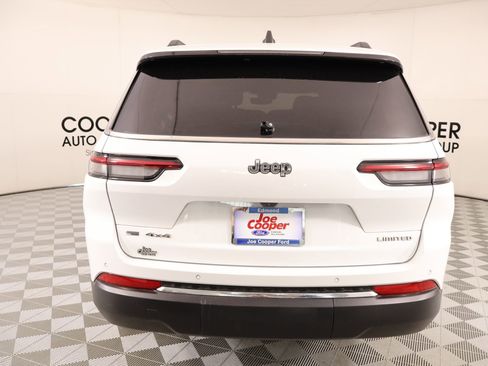 Used 2023 Jeep Grand Cherokee L Limited AWD/4WD image 24