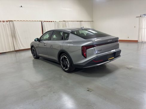 Used 2025 Kia K4 EX FWD image 6