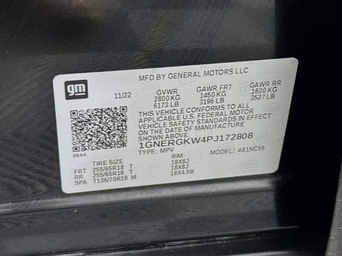 Used 2023 Chevrolet Traverse LT image 39