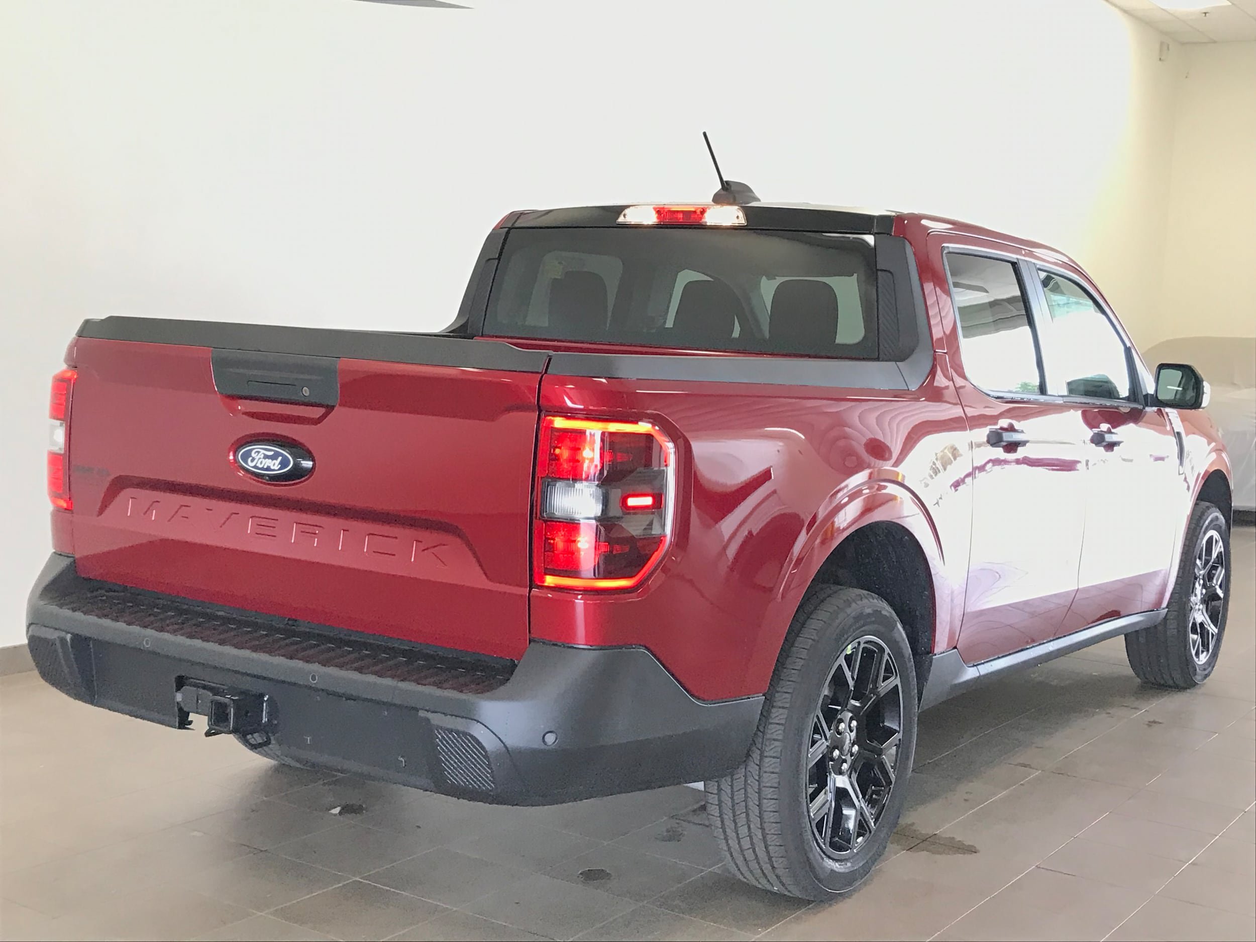 New 2026 Ford Maverick XLT w/ XLT Luxury Package AWD/4WD image 7