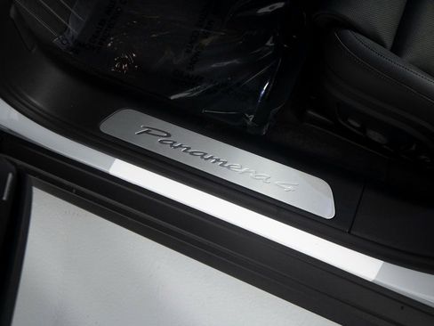 New 2026 Porsche Panamera 4 image 23