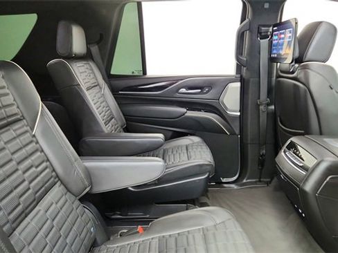 Used 2023 Cadillac Escalade V image 26