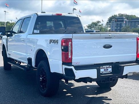 New 2026 Ford F250 Lariat w/ Black Appearance Package AWD/4WD image 3