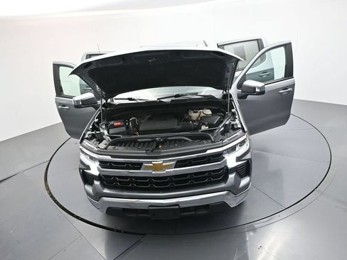 Used 2025 Chevrolet Silverado 1500 LT RWD image 24