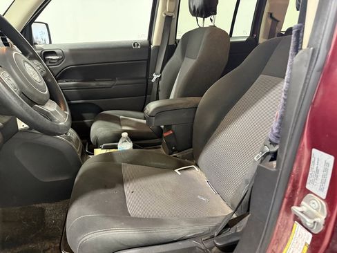 Used 2017 Jeep Patriot Sport w/ Power Value Group image 11